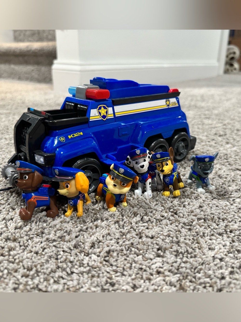 PAW Patrol Chase’s Total Team Rescue Police Cruiser Vehicle w/ 6 Pups-excellent